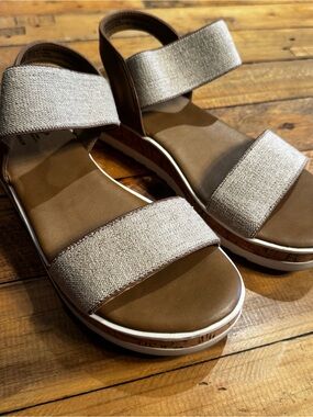 Seychelles Beige Fabric and Brown Platform Sandals